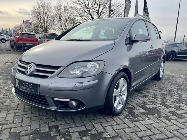 Volkswagen Golf V 1,4 TSI Plus United AHK + Climatronik
