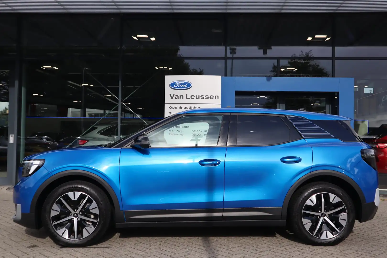 Ford Explorer EXTENDED RANGE RWD 77KWH WARMTEPOMP 360GR-CAM HALF Bleu - 2