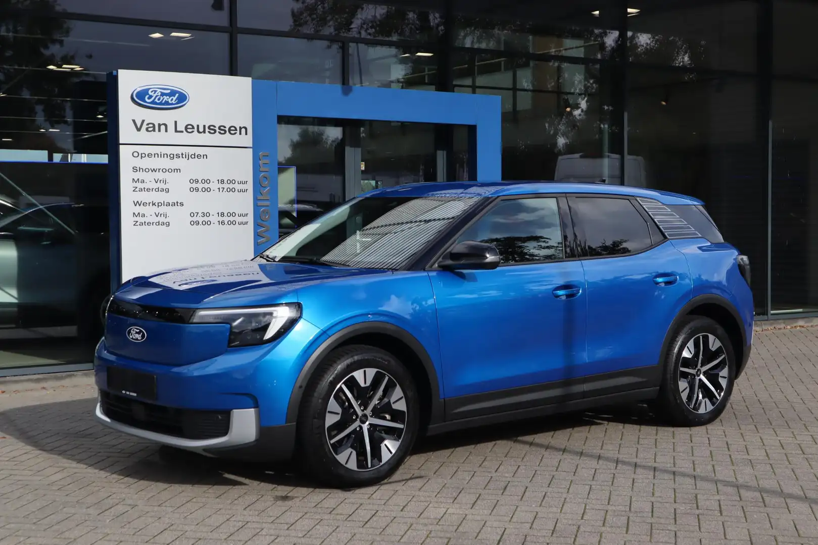 Ford Explorer EXTENDED RANGE RWD 77KWH WARMTEPOMP 360GR-CAM HALF Bleu - 1