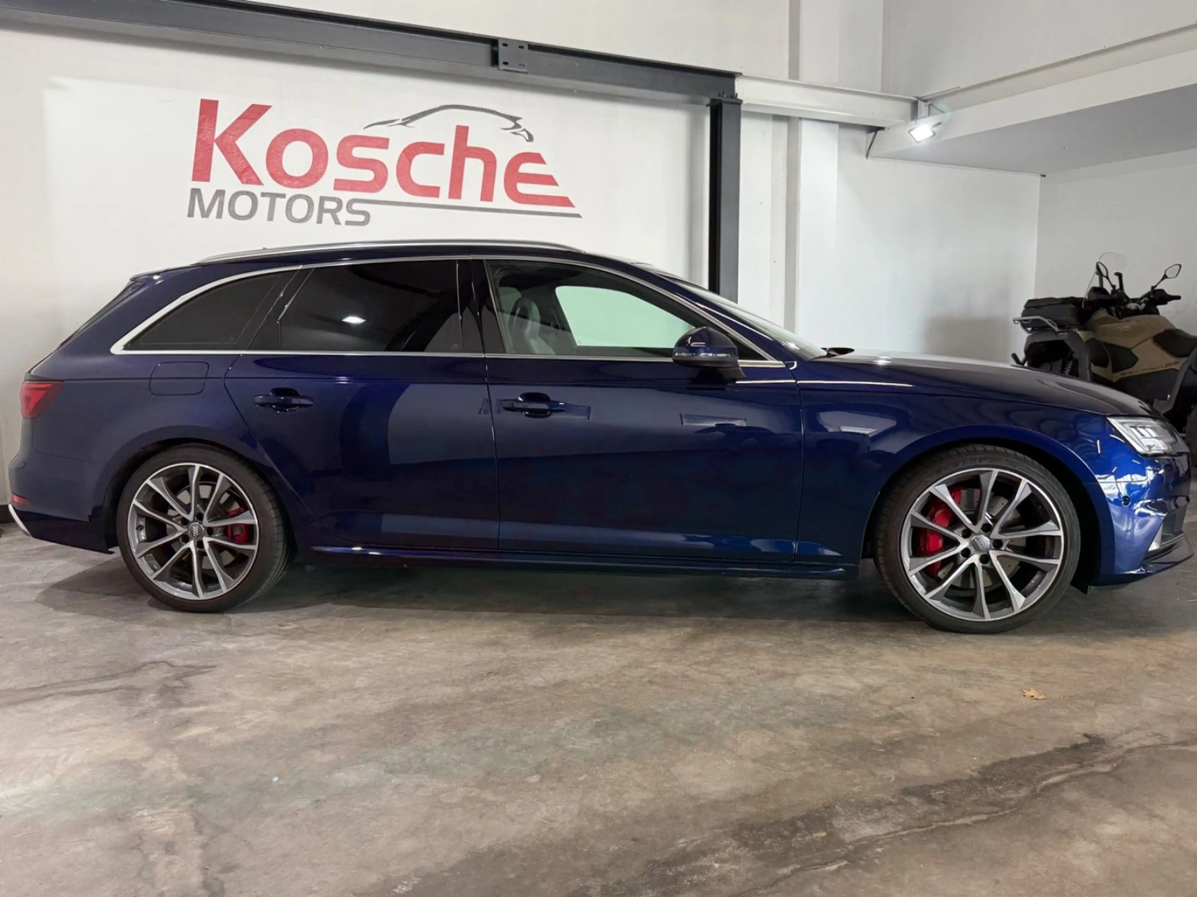 Audi S4 Avant 3.0 TFSI quattro Pano 360 Kamera B&O — photo 4