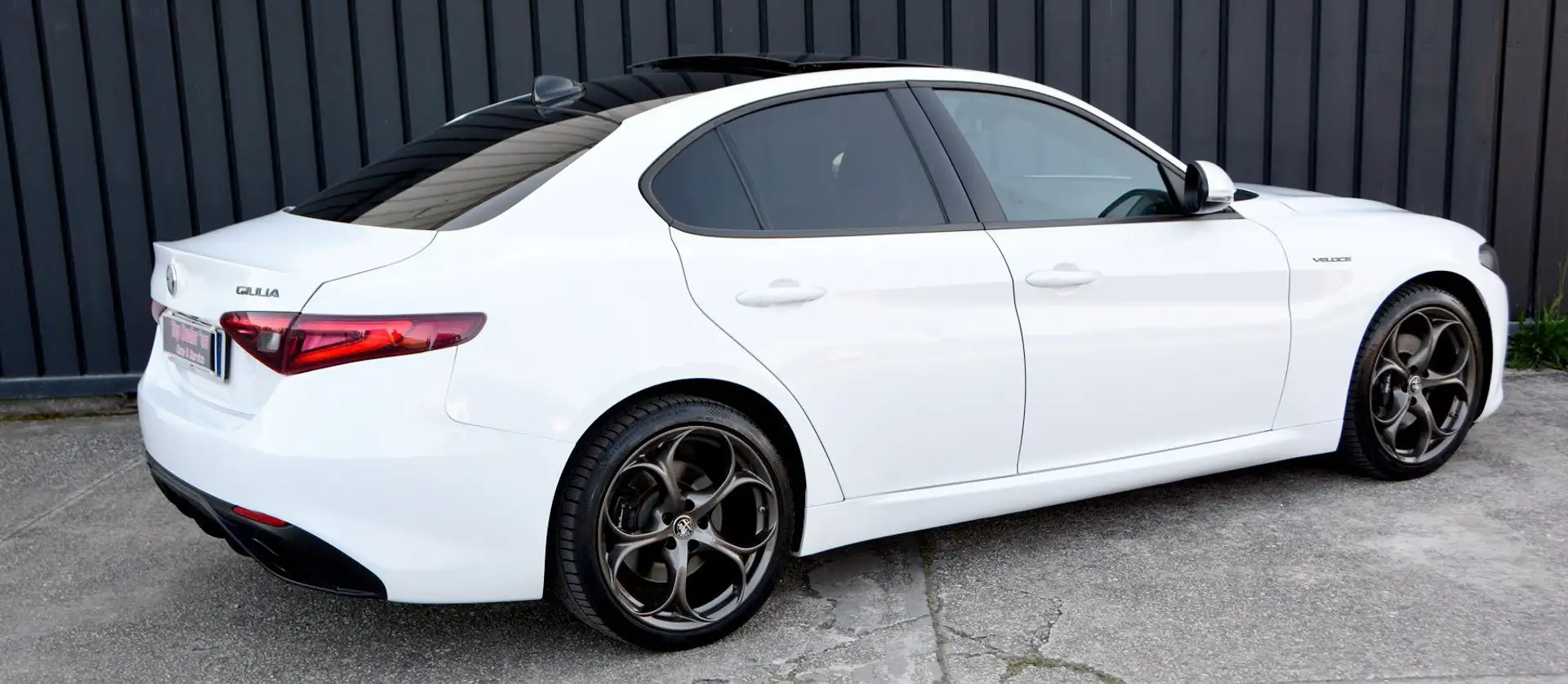 Alfa Romeo Giulia 2.2 t Veloce Q4 210 cv auto * DOPPIO TETTO * Alb - 2