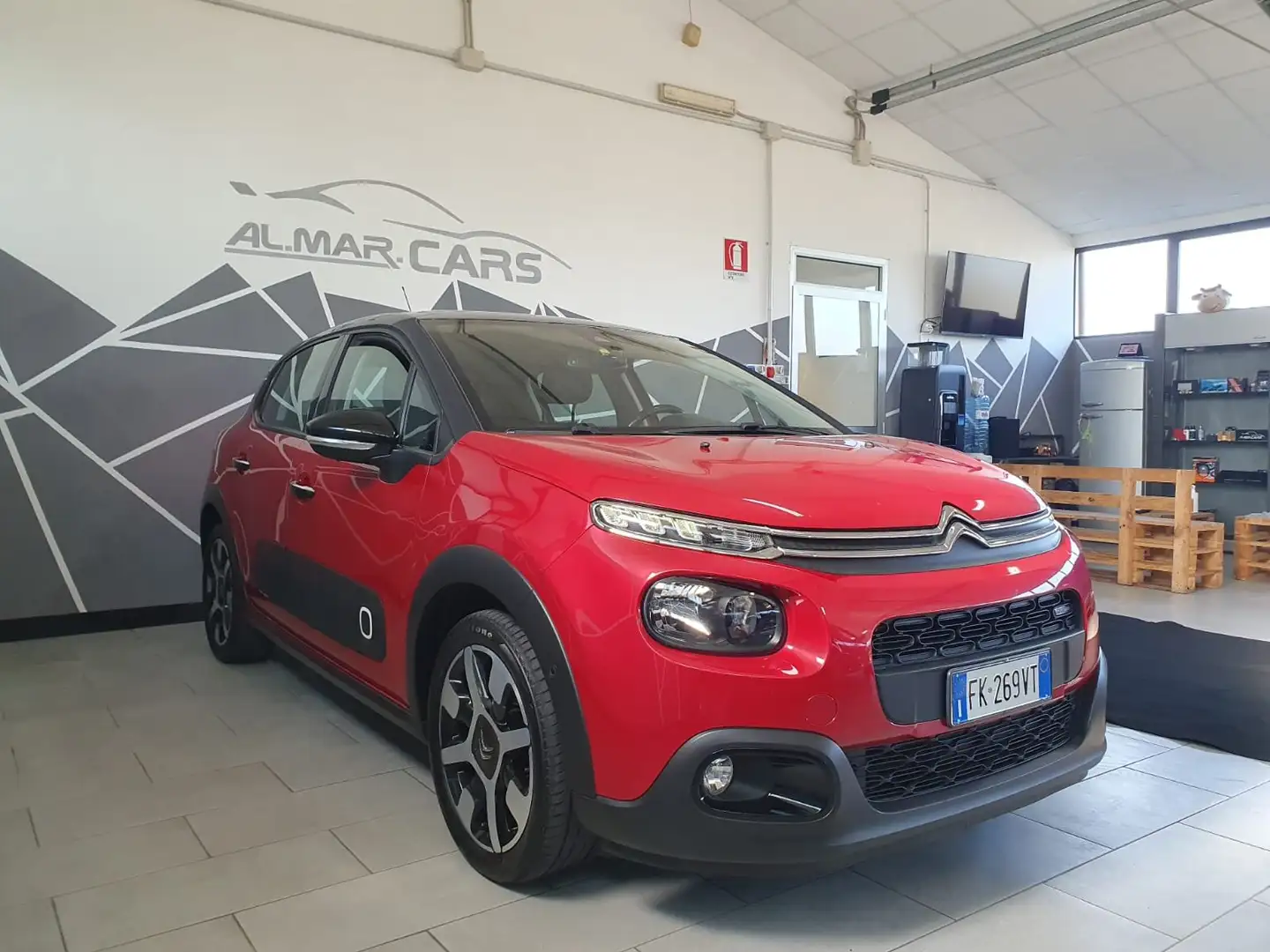 Citroen C3 C3 III 2017 1.2 puretech Shine 82cv - 2