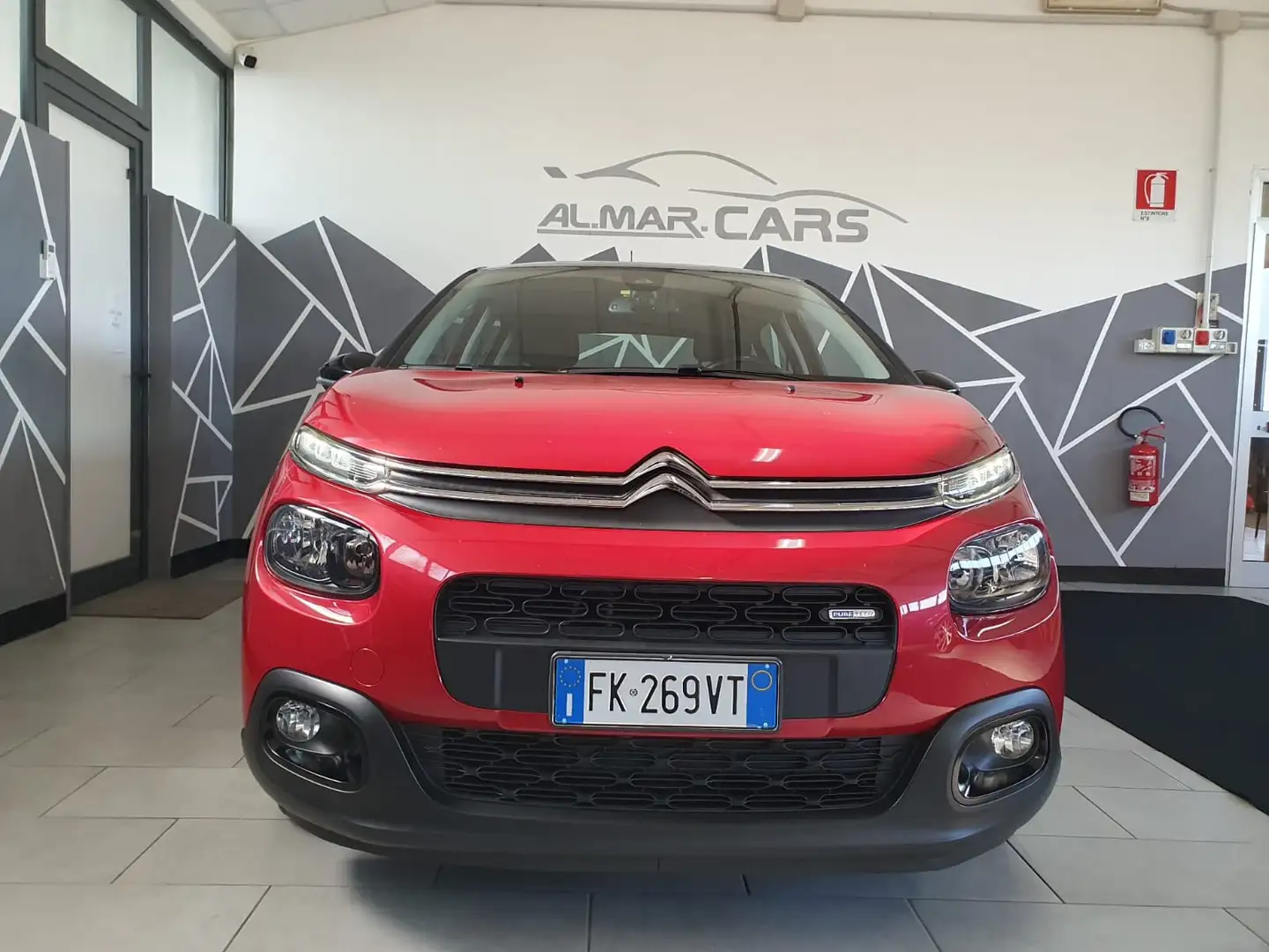 Citroen C3 C3 III 2017 1.2 puretech Shine 82cv - 1