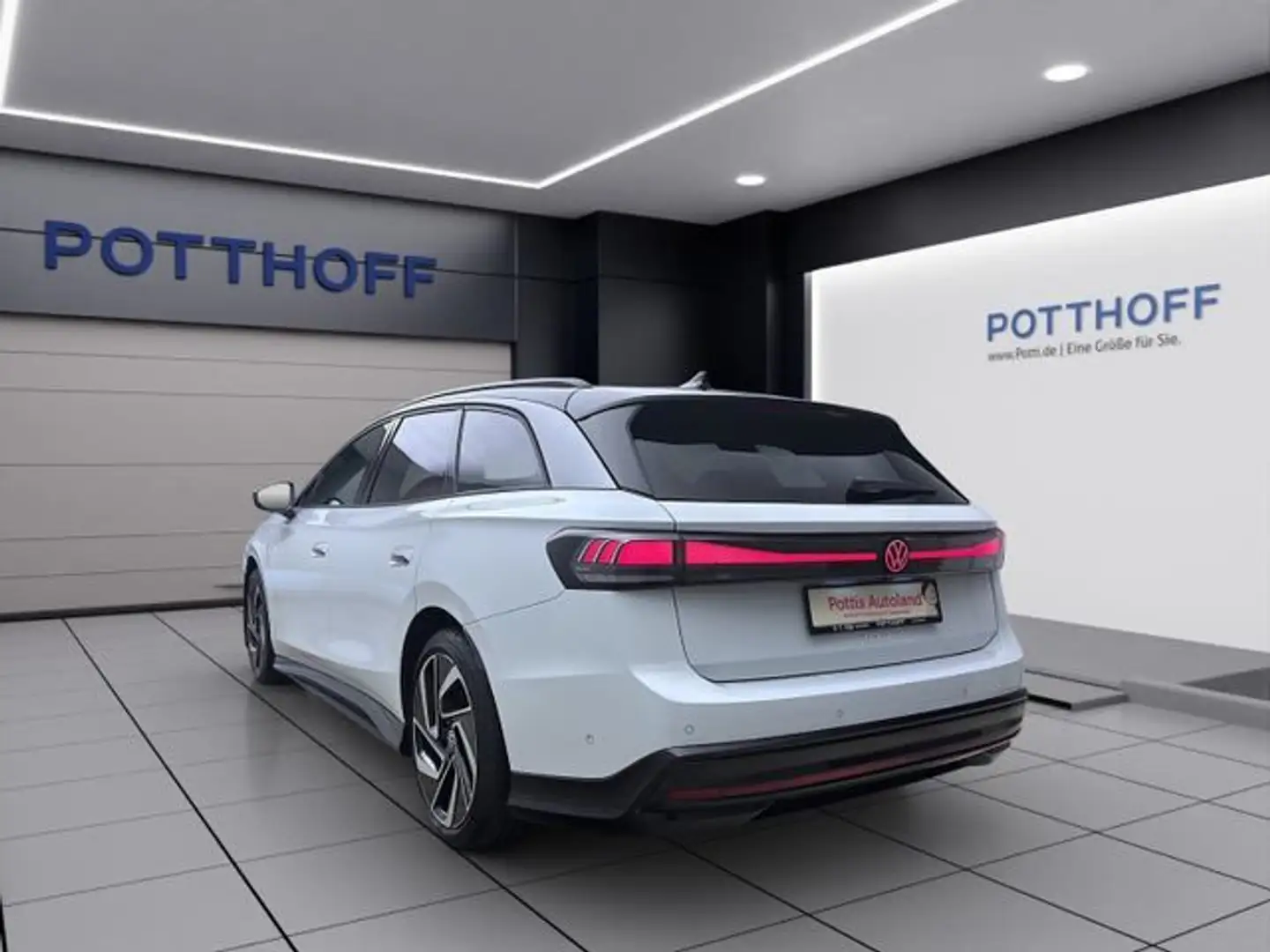 Volkswagen ID.7 Tourer PRO PANO AHK NAVI IQ.LIGHT DCC Weiß - 2