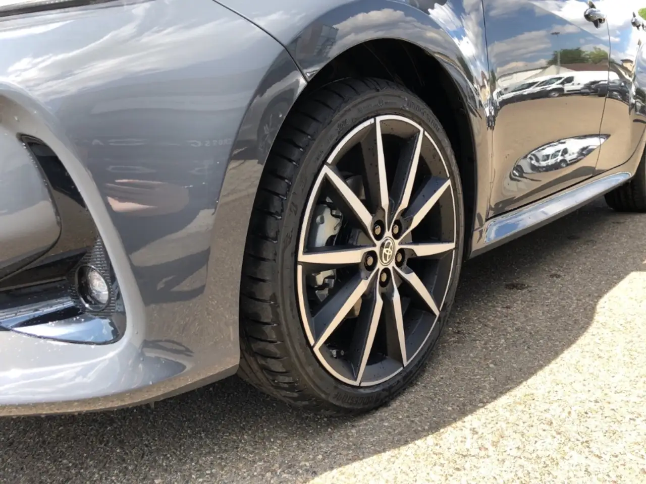 Toyota Yaris Hybrid GR Sport 1.5L Info + Safety 8