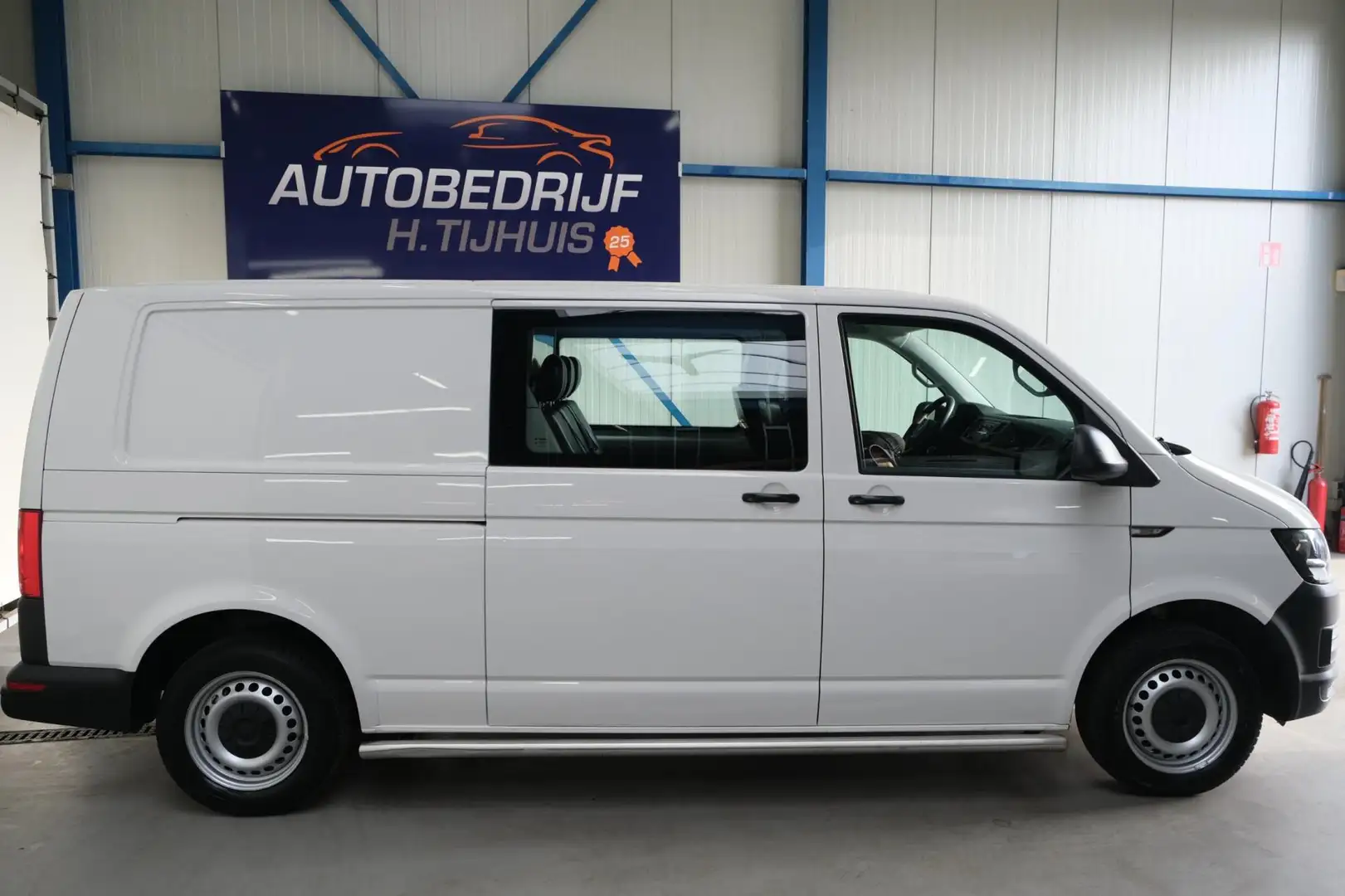 Volkswagen Transporter 2.0 TDI L2H1 DC Comfortline - N.A.P. Airco, Trekha Blanc - 2