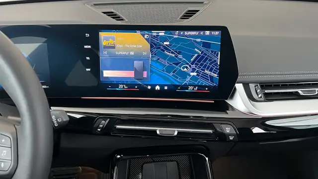 BMW iX1 eDrive20 Ansicht 12