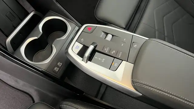 BMW iX1 eDrive20 Ansicht 16