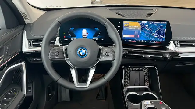 BMW iX1 eDrive20 Ansicht 13