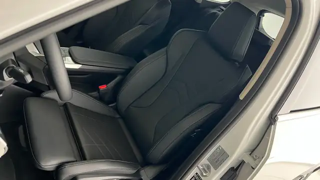 BMW iX1 eDrive20 Ansicht 17