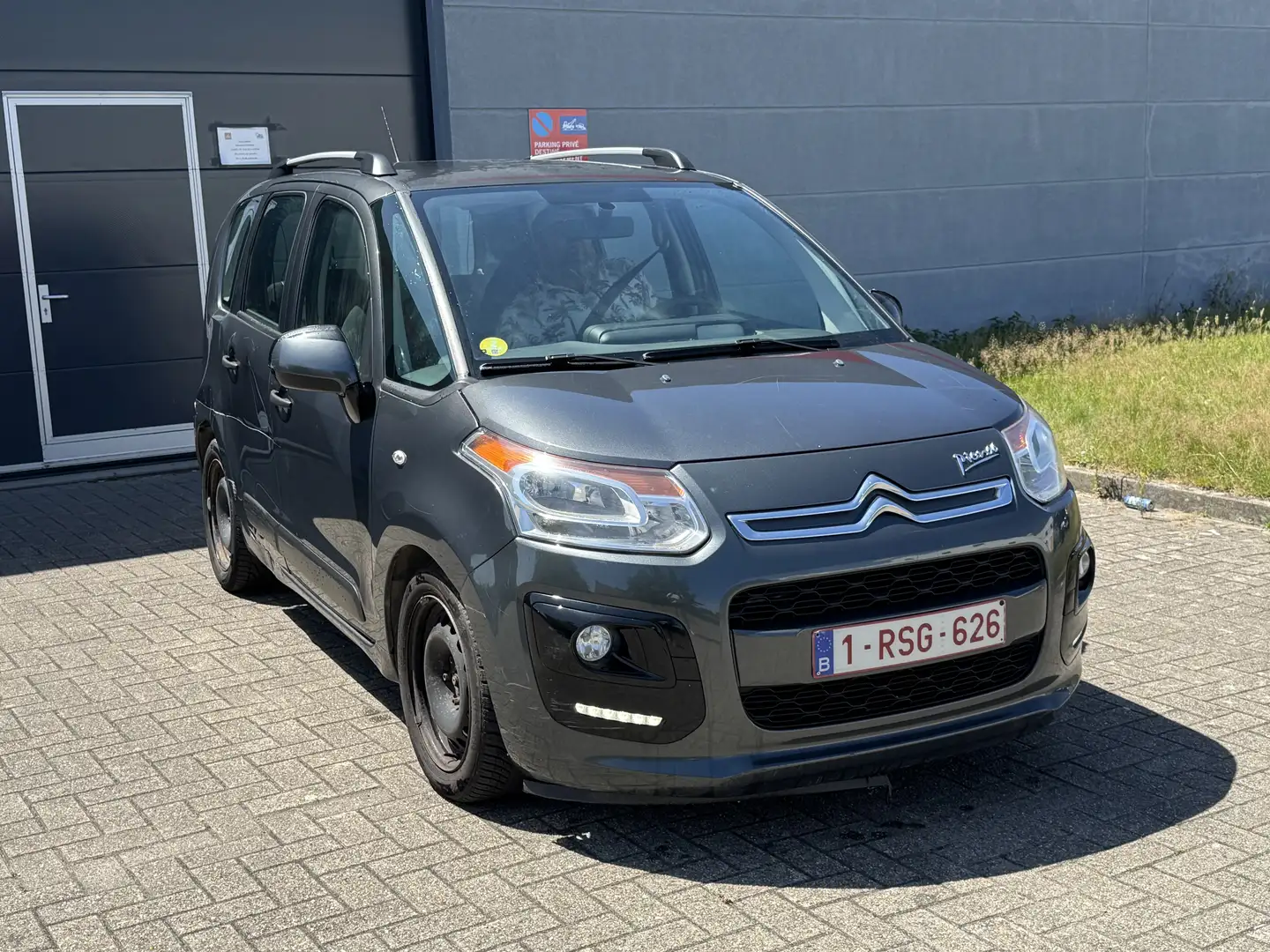 Citroen C3 Picasso 1.6 HDi Exclusive M - 2