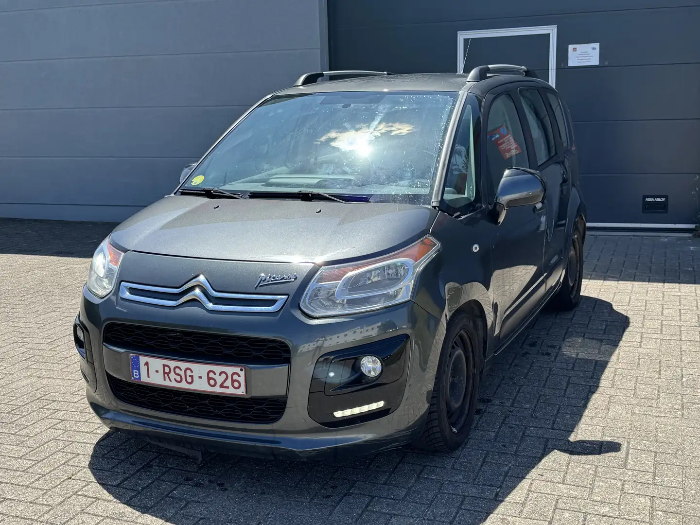 Citroen C3 Picasso 1.6 HDi Exclusive M - 1