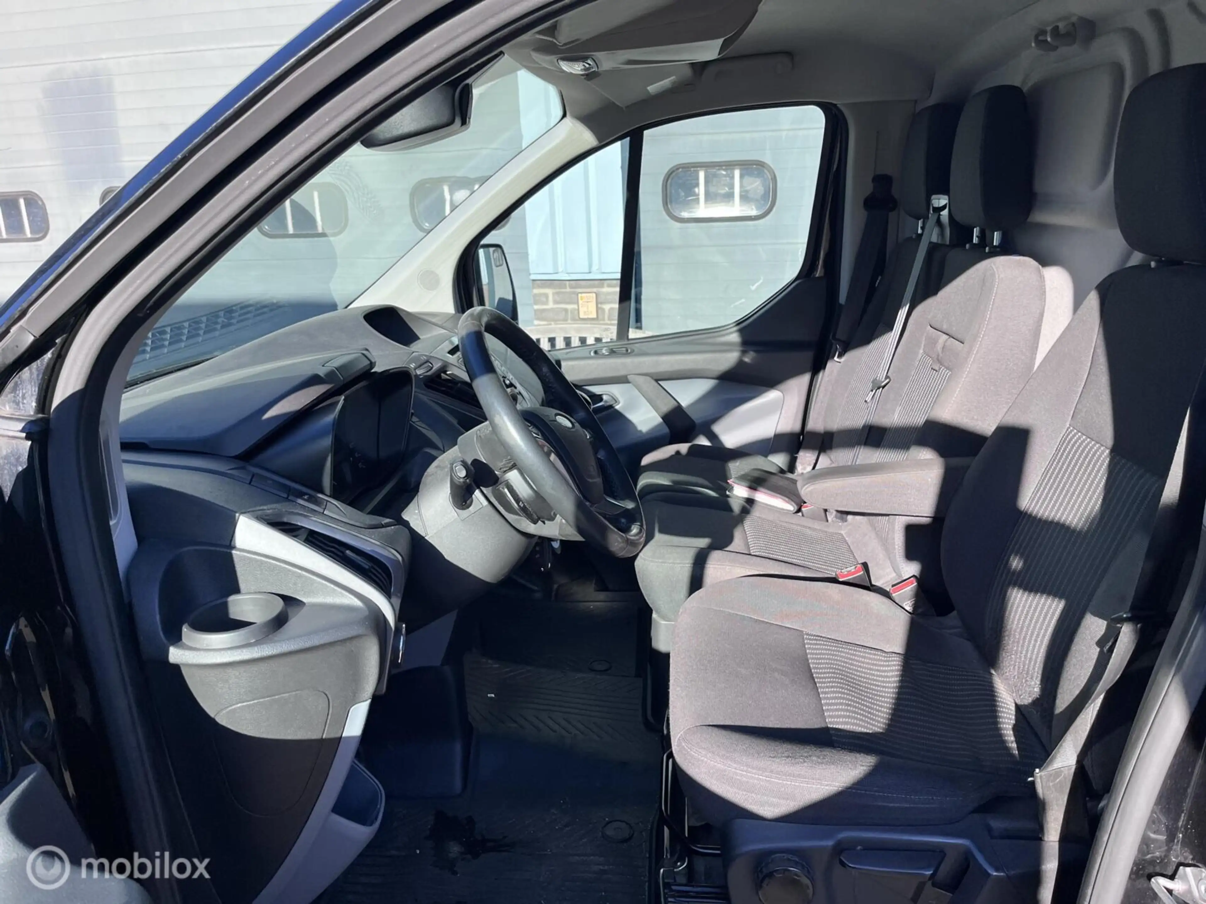 Ford Transit Custom 270 2.2 TDCI L1H1 Ambiente — photo 7