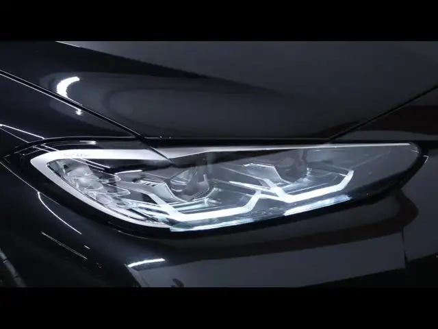 BMW M view 9