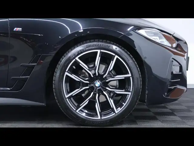 BMW M view 8