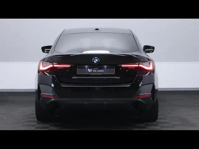 BMW M view 6