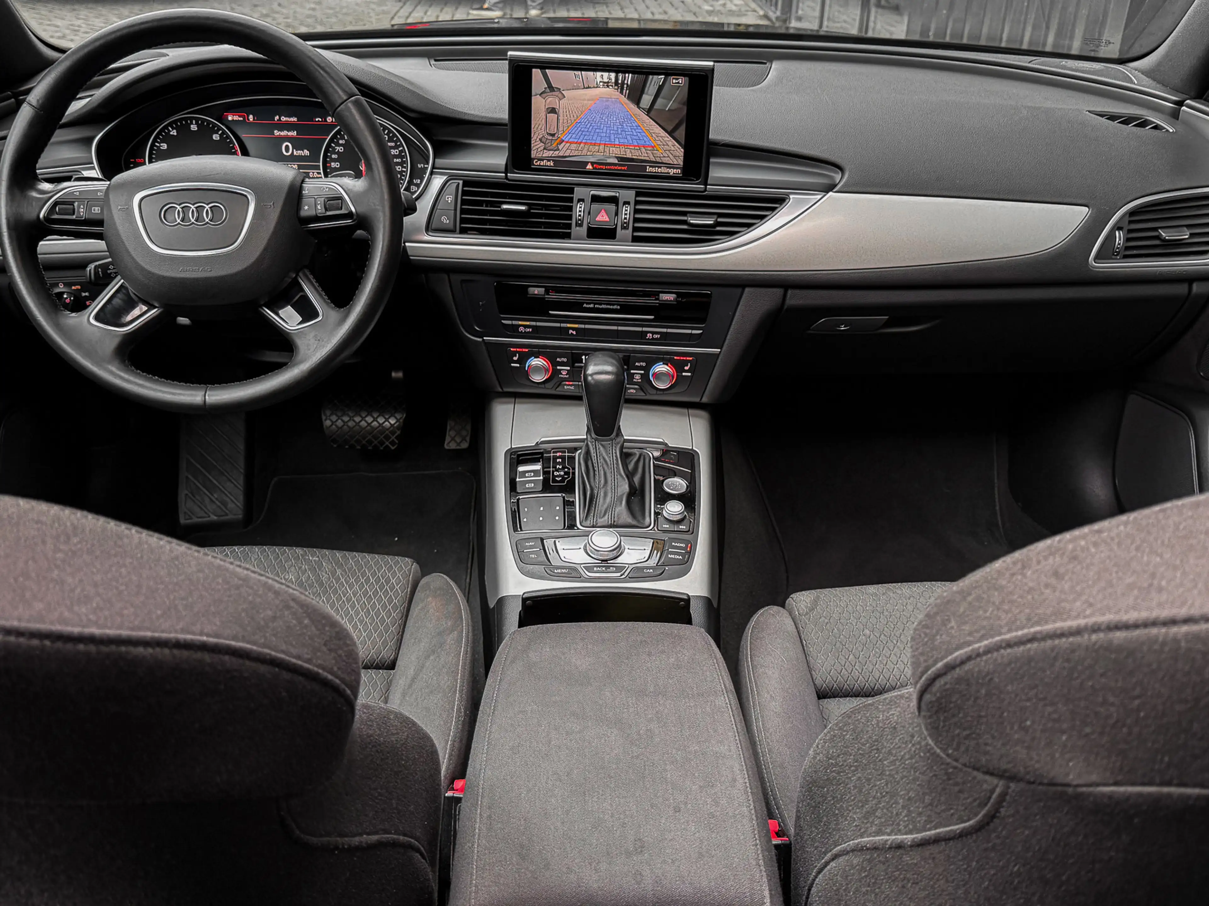 Audi A6 Avant 1.8 TFSI Premium Edition AUT 190 PK PANO/CAM — photo 5