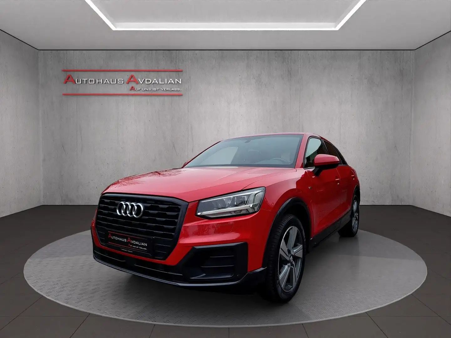 Audi Q2 35 TFSI S line LED|AHK|VIRTUAL|MMI+|CarPlay Rot - 1