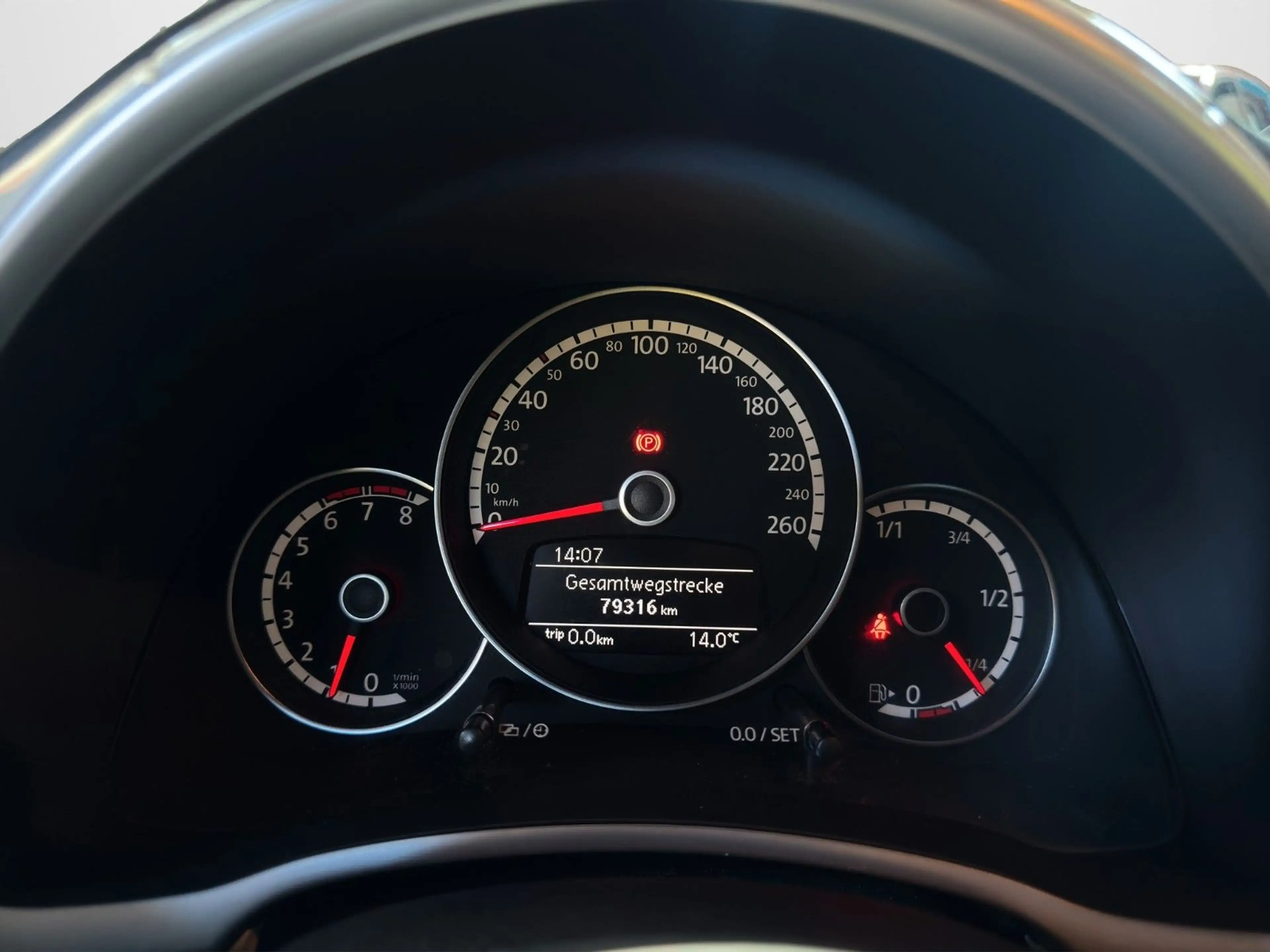 Volkswagen Beetle Lim. Design — photo 13