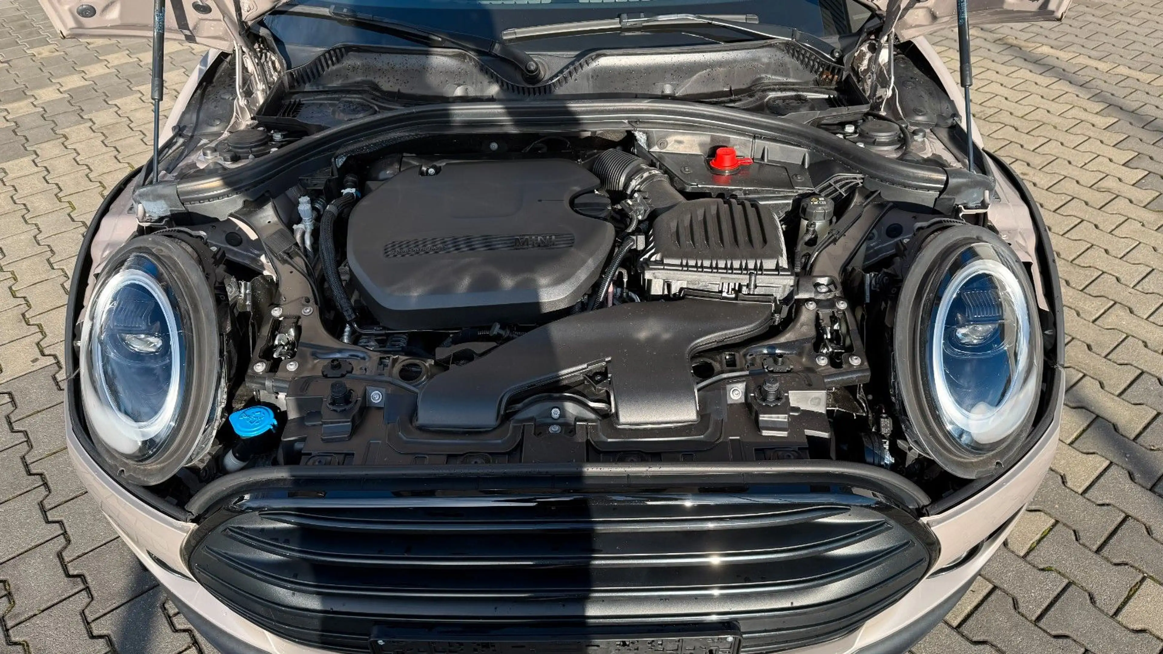 MINI Cooper D COOPER D Clubman Autom Navi Temp Kam DAB — photo 15