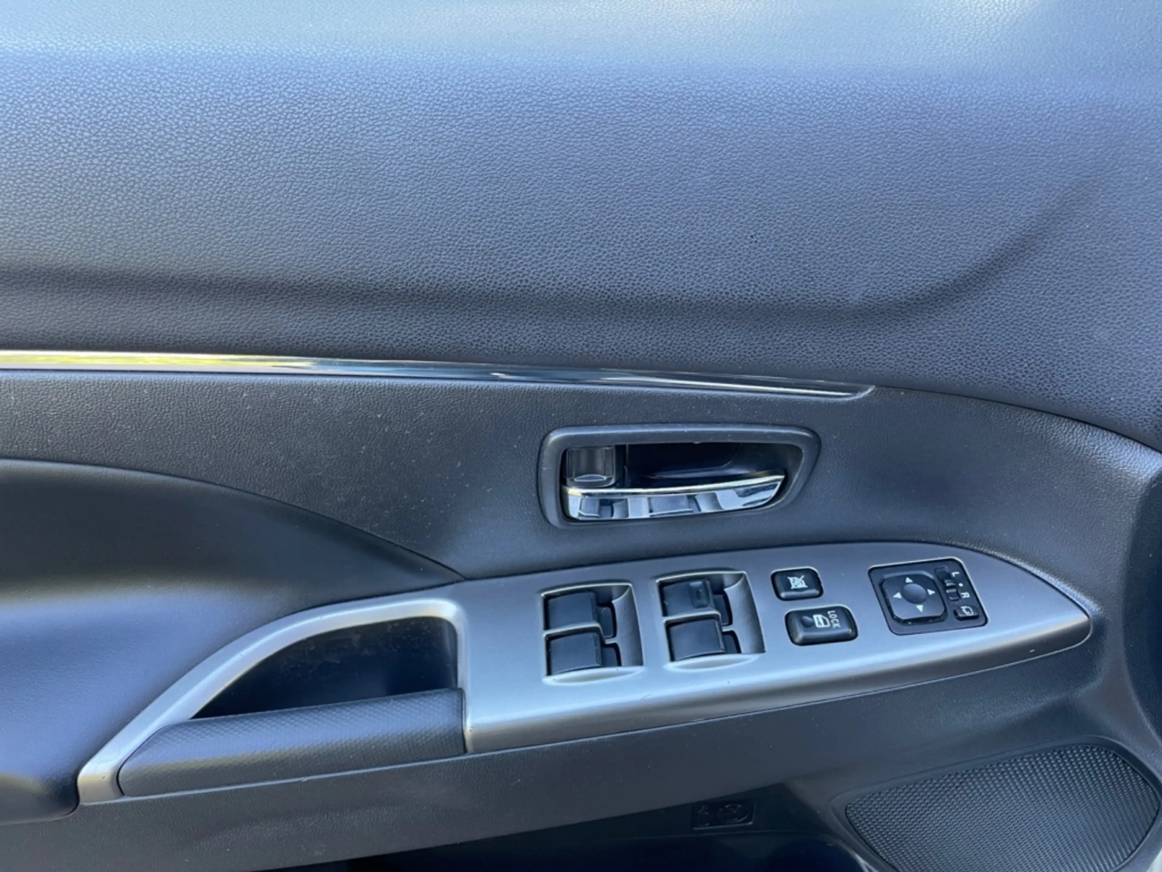 Mitsubishi ASX Intense 1.6|Navi|SiegeCuirAlcantara|Att-Remorque|Jts18" — photo 10