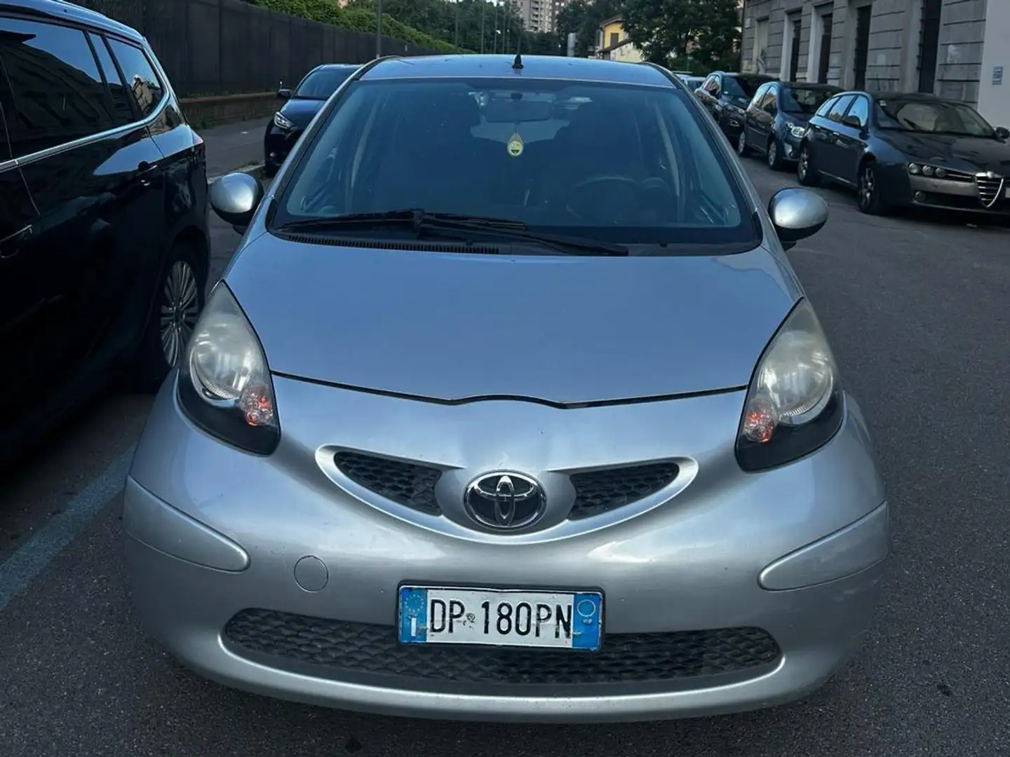 Toyota Aygo Aygo I 2005 5p 1.0 Sol Grigio - 1