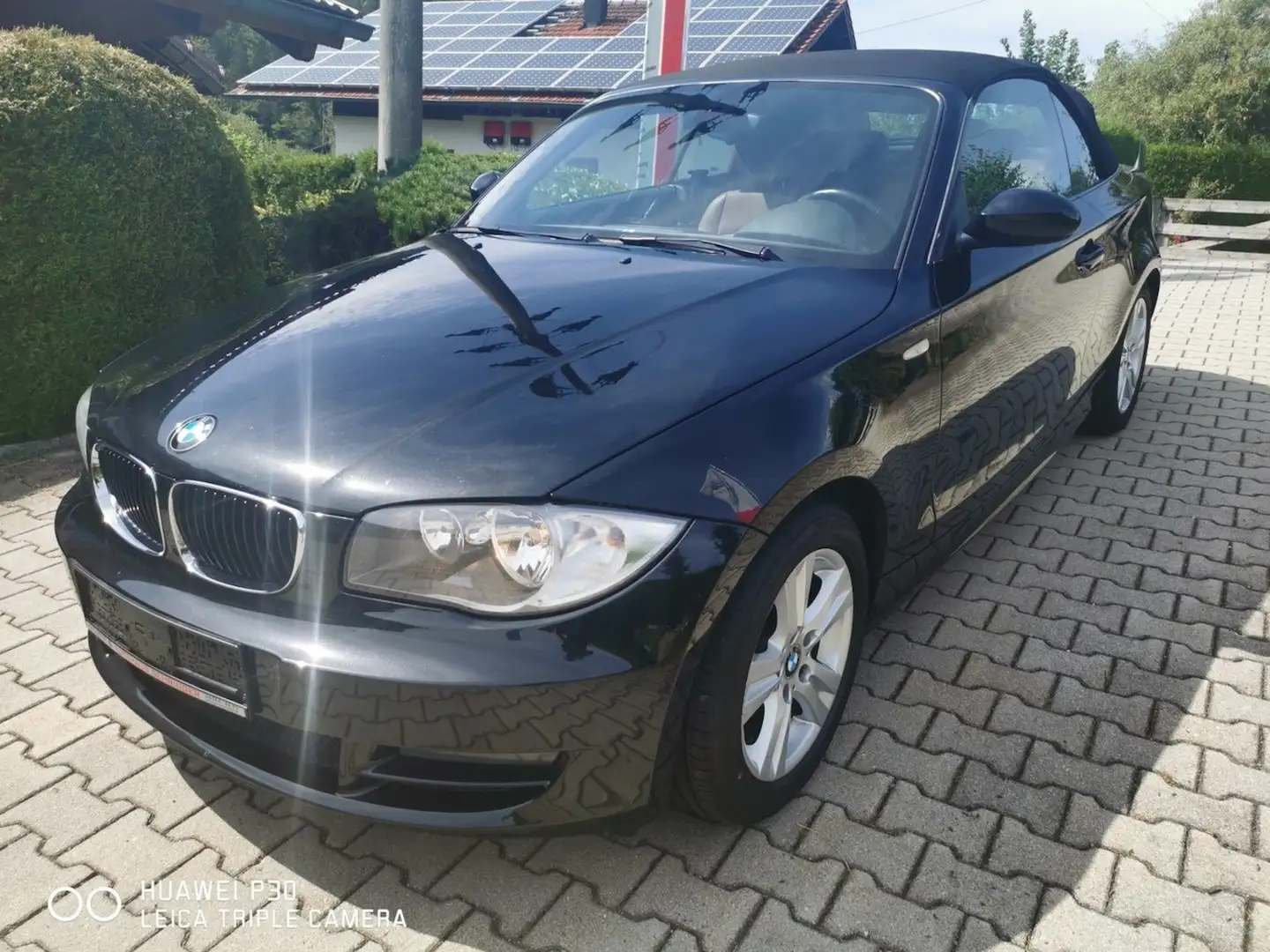 BMW 118 Baureihe 1 Cabrio 118i Schwarz - 1