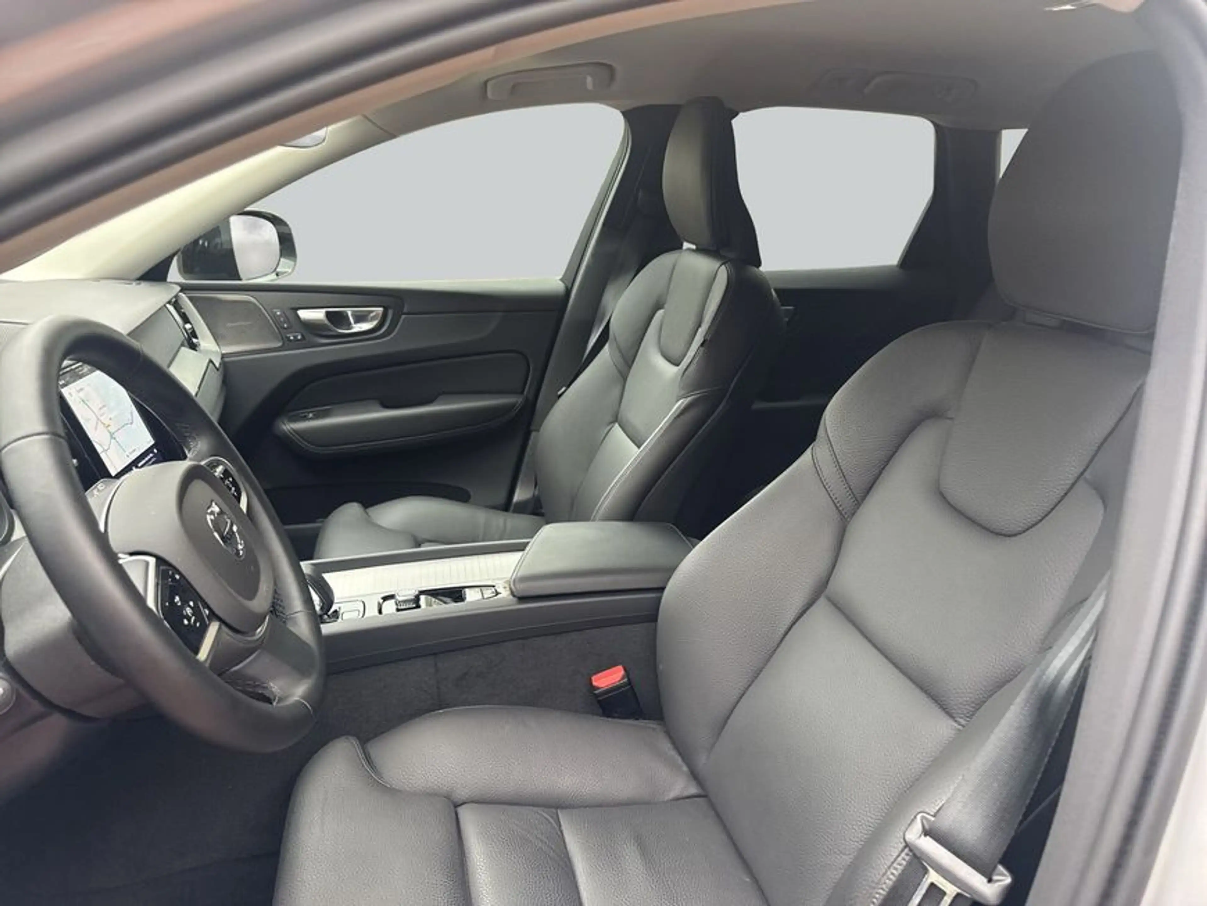 Volvo XC60 XC60 B5 B AWD Plus Dark AHK Head-Up 360°V GJR — photo 10