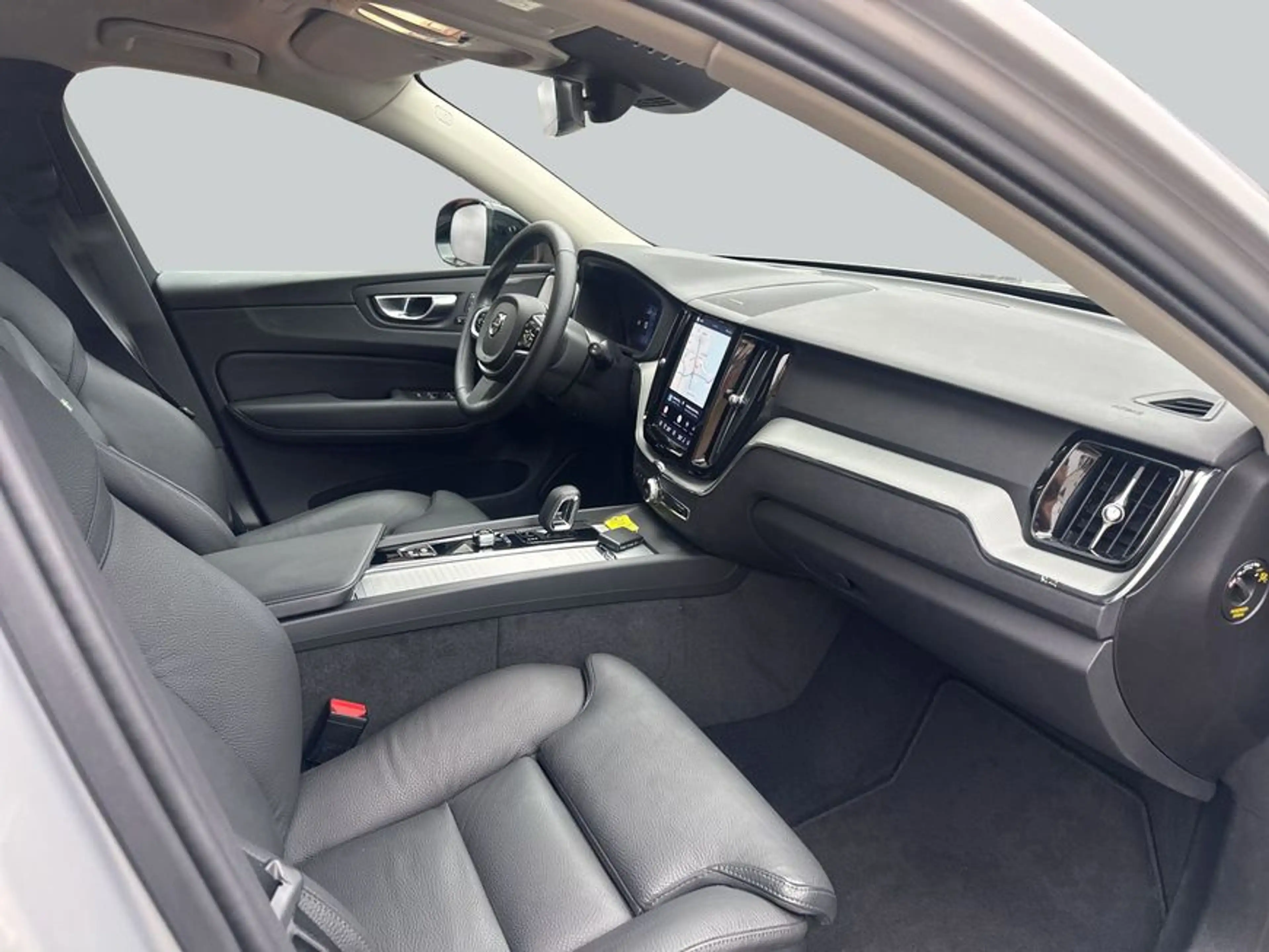 Volvo XC60 XC60 B5 B AWD Plus Dark AHK Head-Up 360°V GJR — photo 15