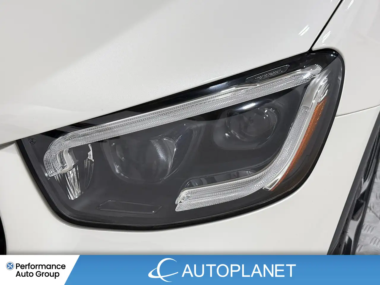 Mercedes-Benz GLC снимка Mercedes-Benz GLC
