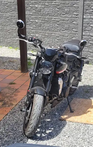 Triumph TRIDENT 660 - foto 4