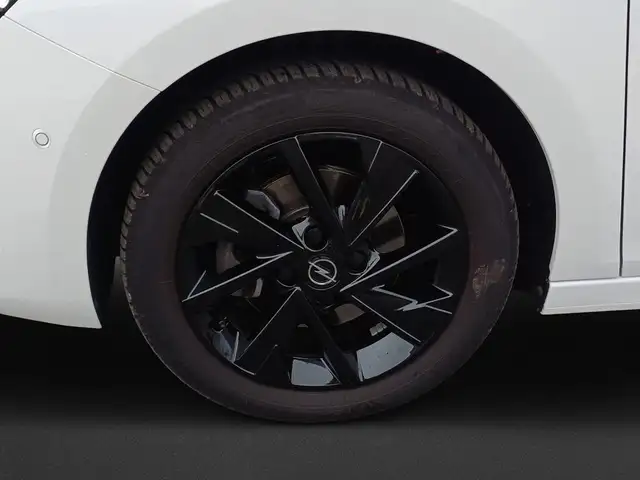 Opel Corsa view 9