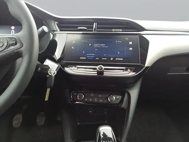 Opel Corsa view 13