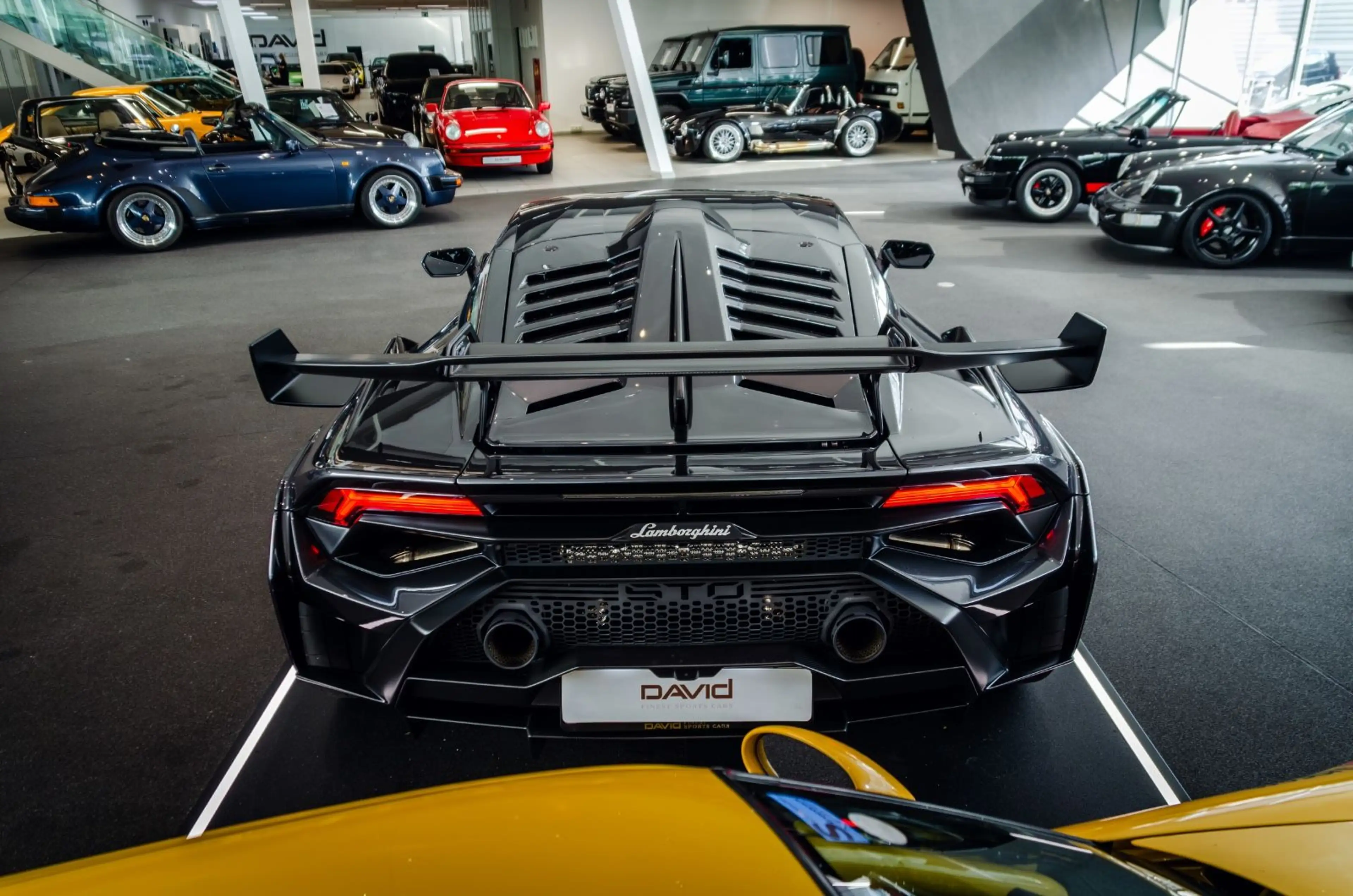 Lamborghini Huracán STO*Full Carbon*Lift*1. Hand* — photo 9