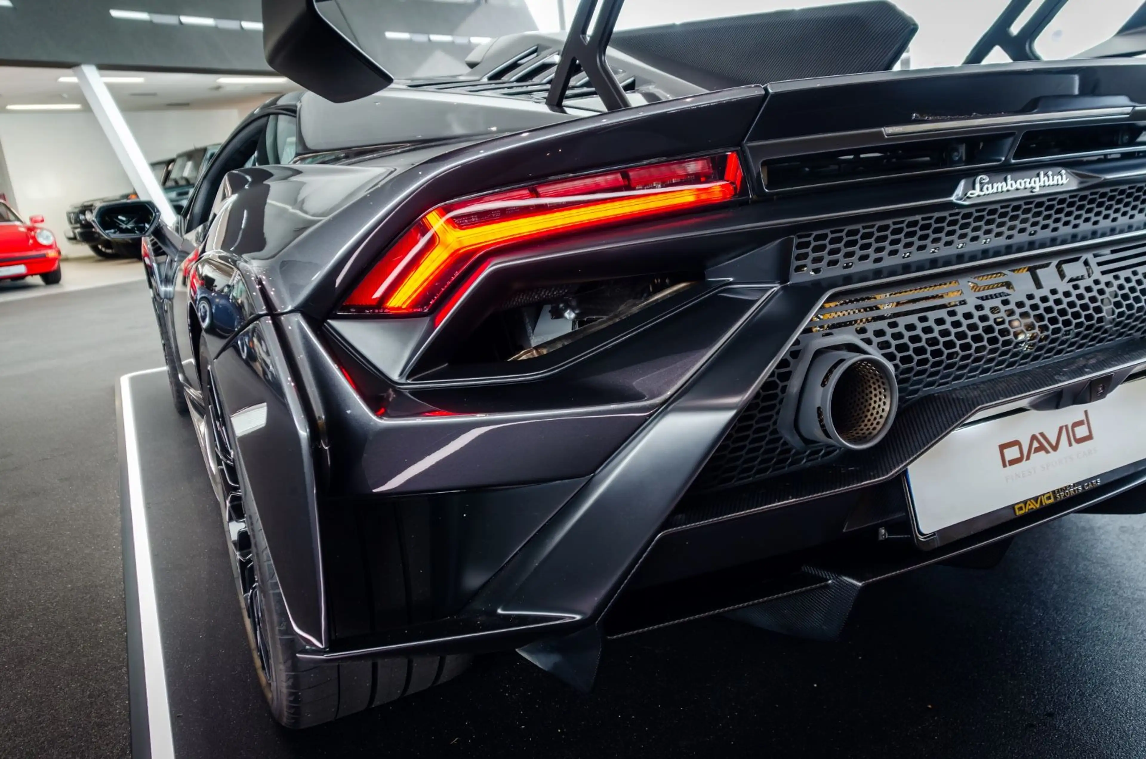 Lamborghini Huracán STO*Full Carbon*Lift*1. Hand* — photo 11