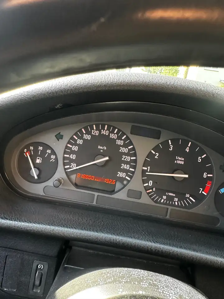 BMW 323 petrol, foto 12