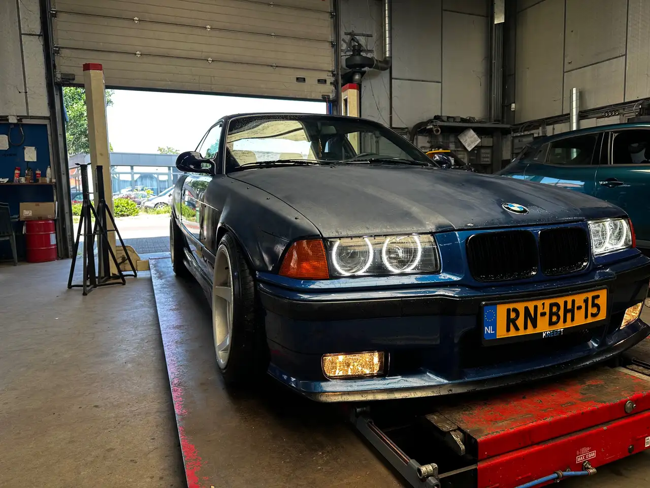 BMW 323 petrol, foto 6