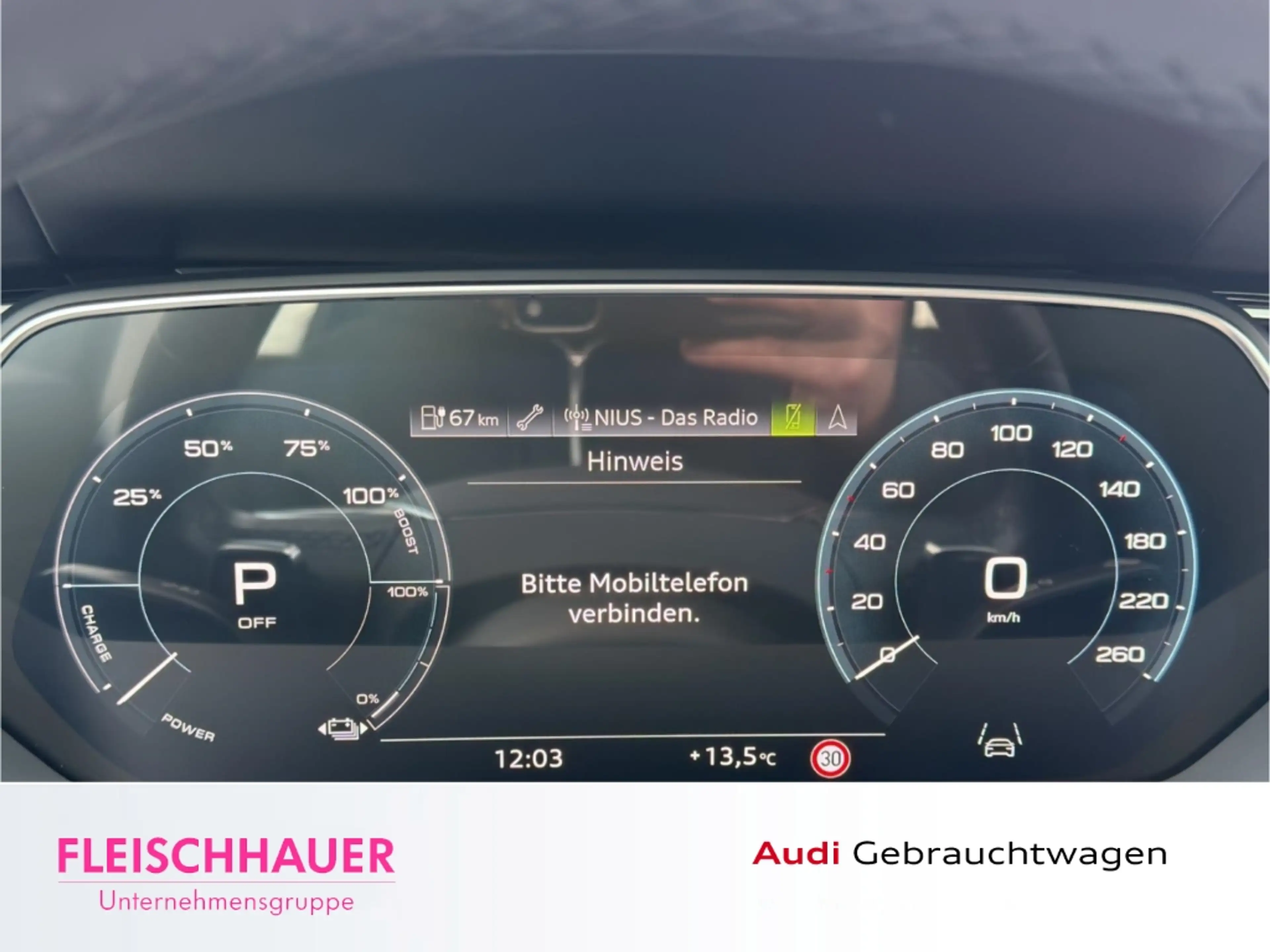 Audi e-tron 55quattro 300 KWLeder+Matrix+Pano+HeadUp+CarPlay+N — photo 9