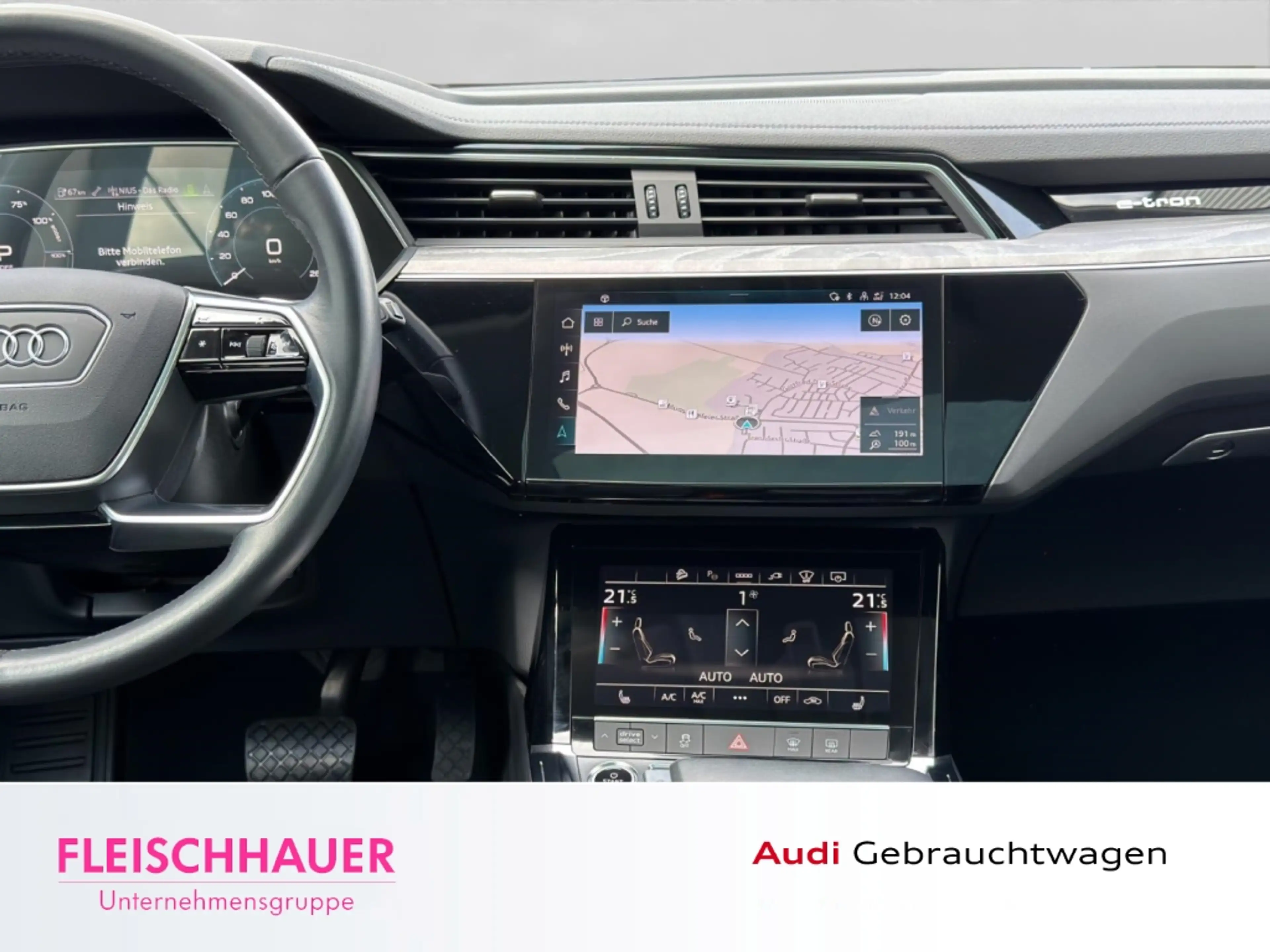 Audi e-tron 55quattro 300 KWLeder+Matrix+Pano+HeadUp+CarPlay+N — photo 13