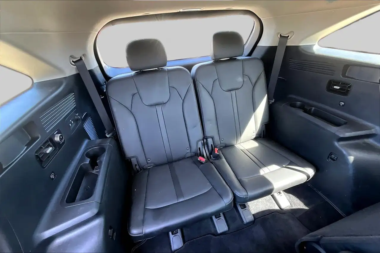 Kia Sorento снимка Kia Sorento