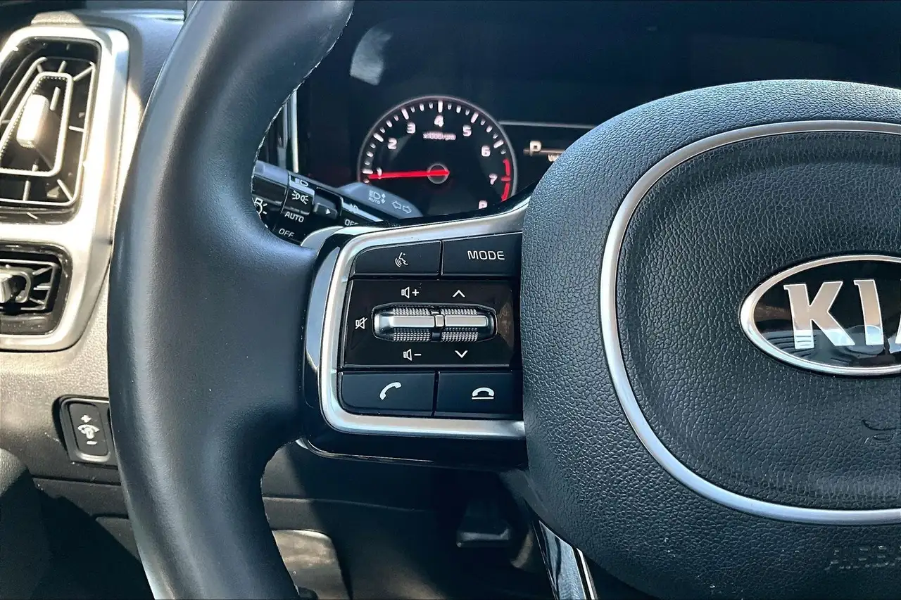 Kia Sorento снимка Kia Sorento