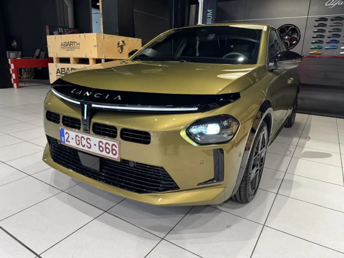 Lancia Ypsilon LX Or - 2