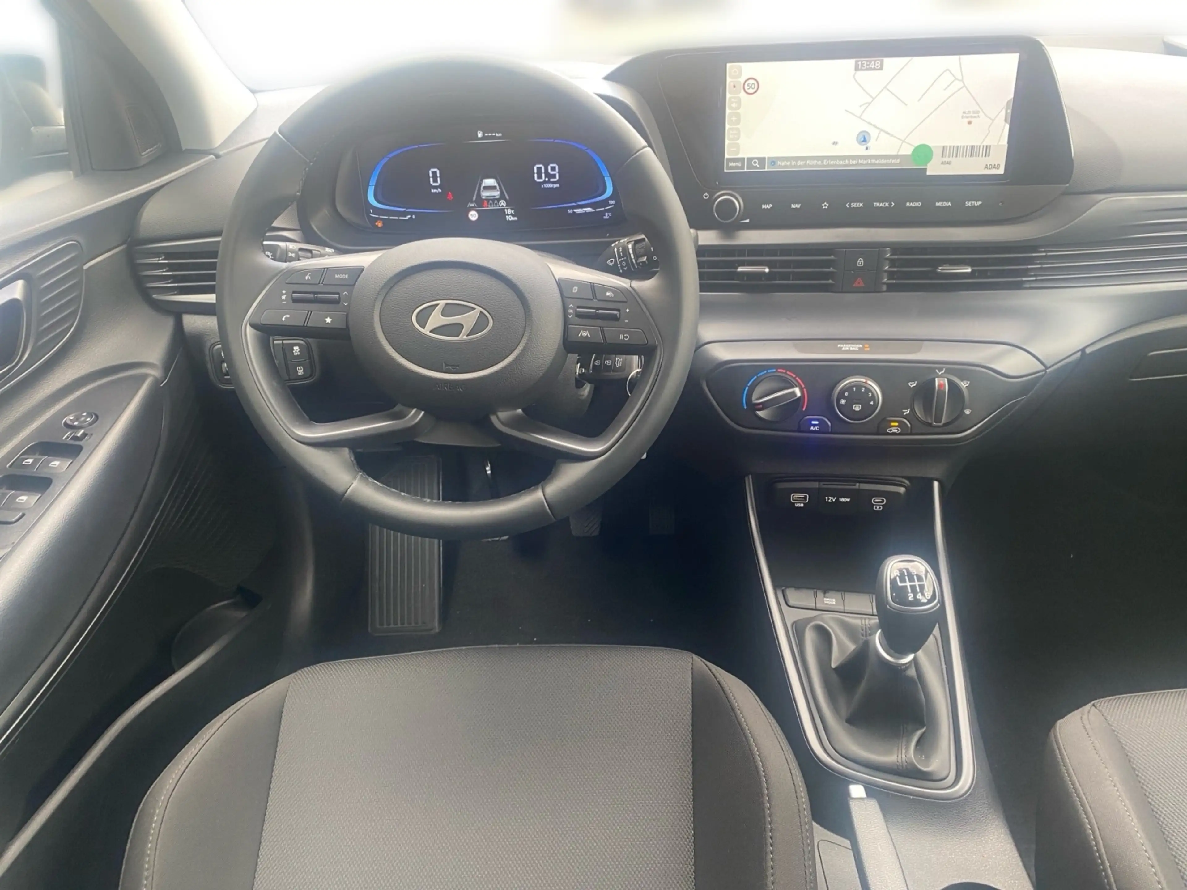 Hyundai BAYON Bayon 1.0 T-GDI Navi/Rückfkam Select Klima/BC — photo 10