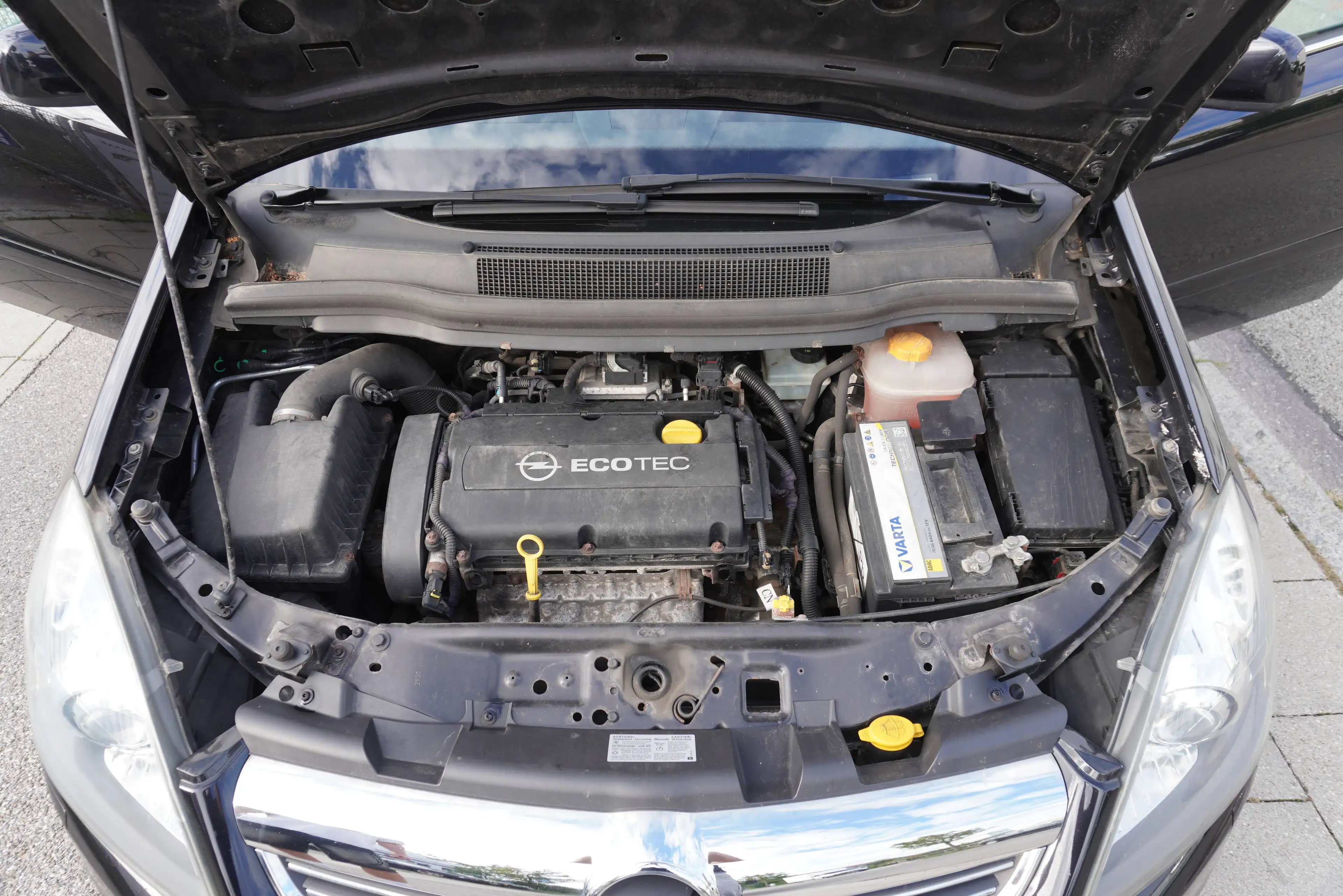 Opel Zafira INNOVATION*TÜV NEU*KLIMA*7 SITZE* 91.000KM — photo 11