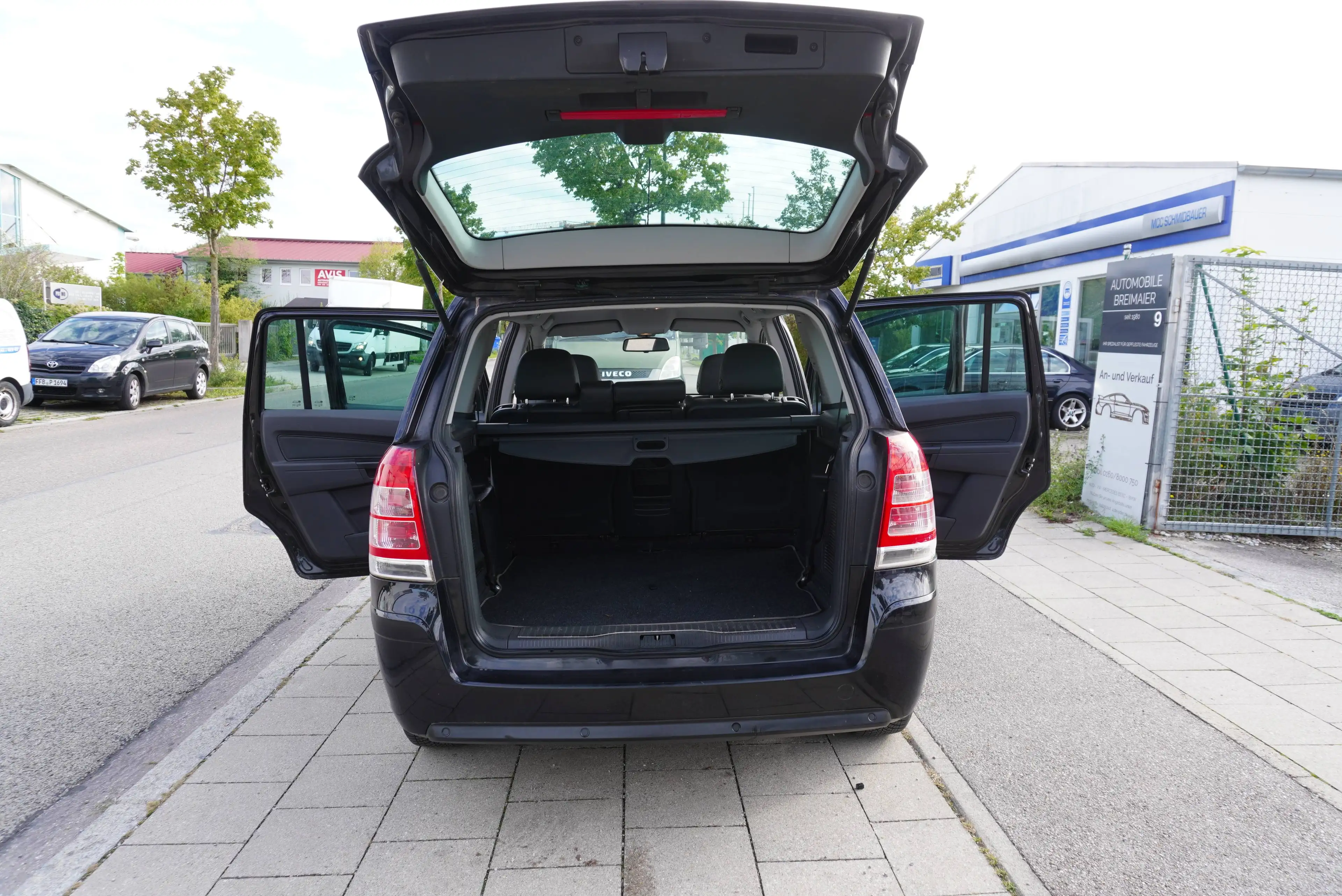 Opel Zafira INNOVATION*TÜV NEU*KLIMA*7 SITZE* 91.000KM — photo 5