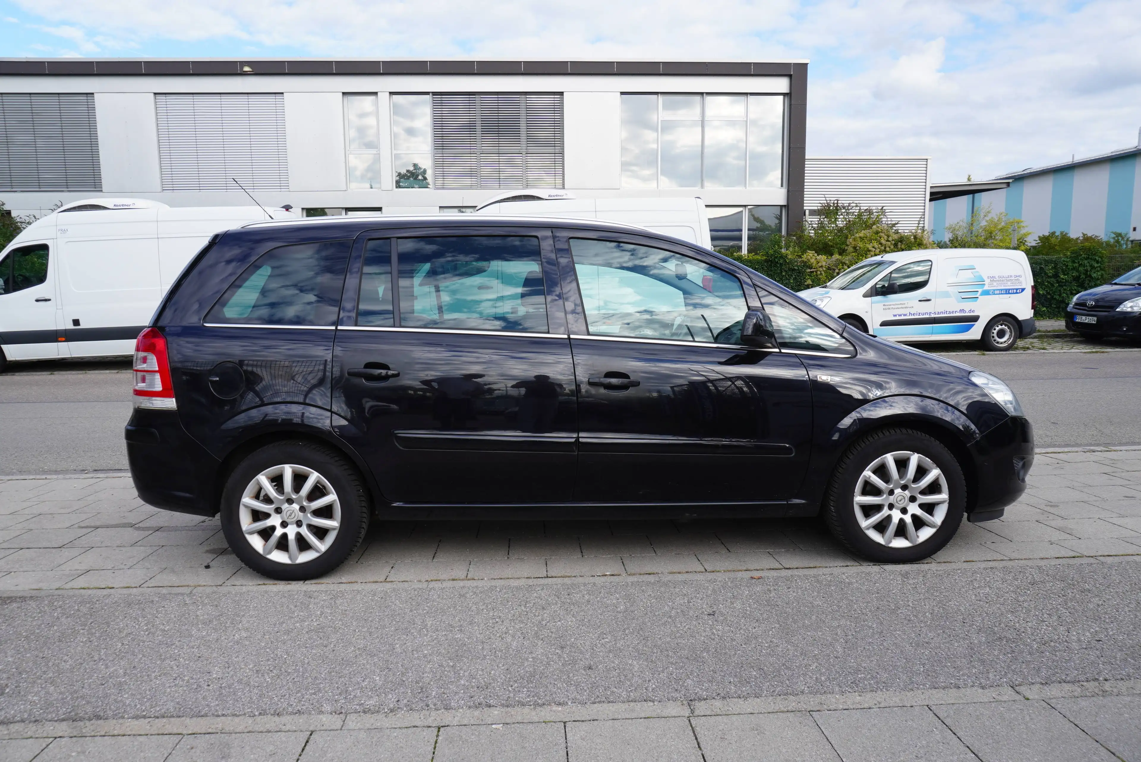 Opel Zafira INNOVATION*TÜV NEU*KLIMA*7 SITZE* 91.000KM — photo 8