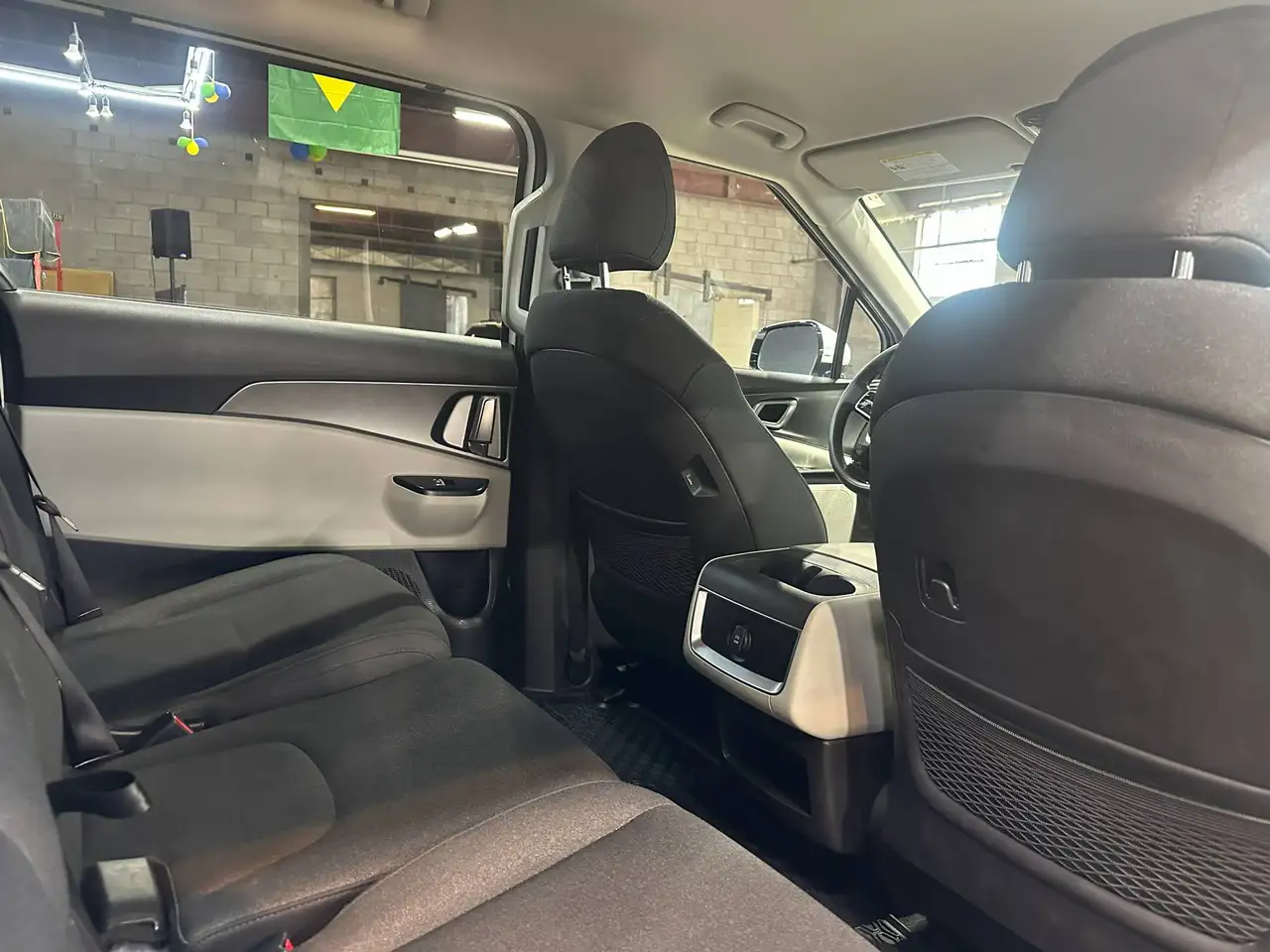 Kia Carnival photo Kia Carnival