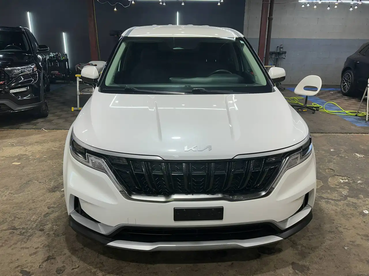 Kia Carnival photo Kia Carnival