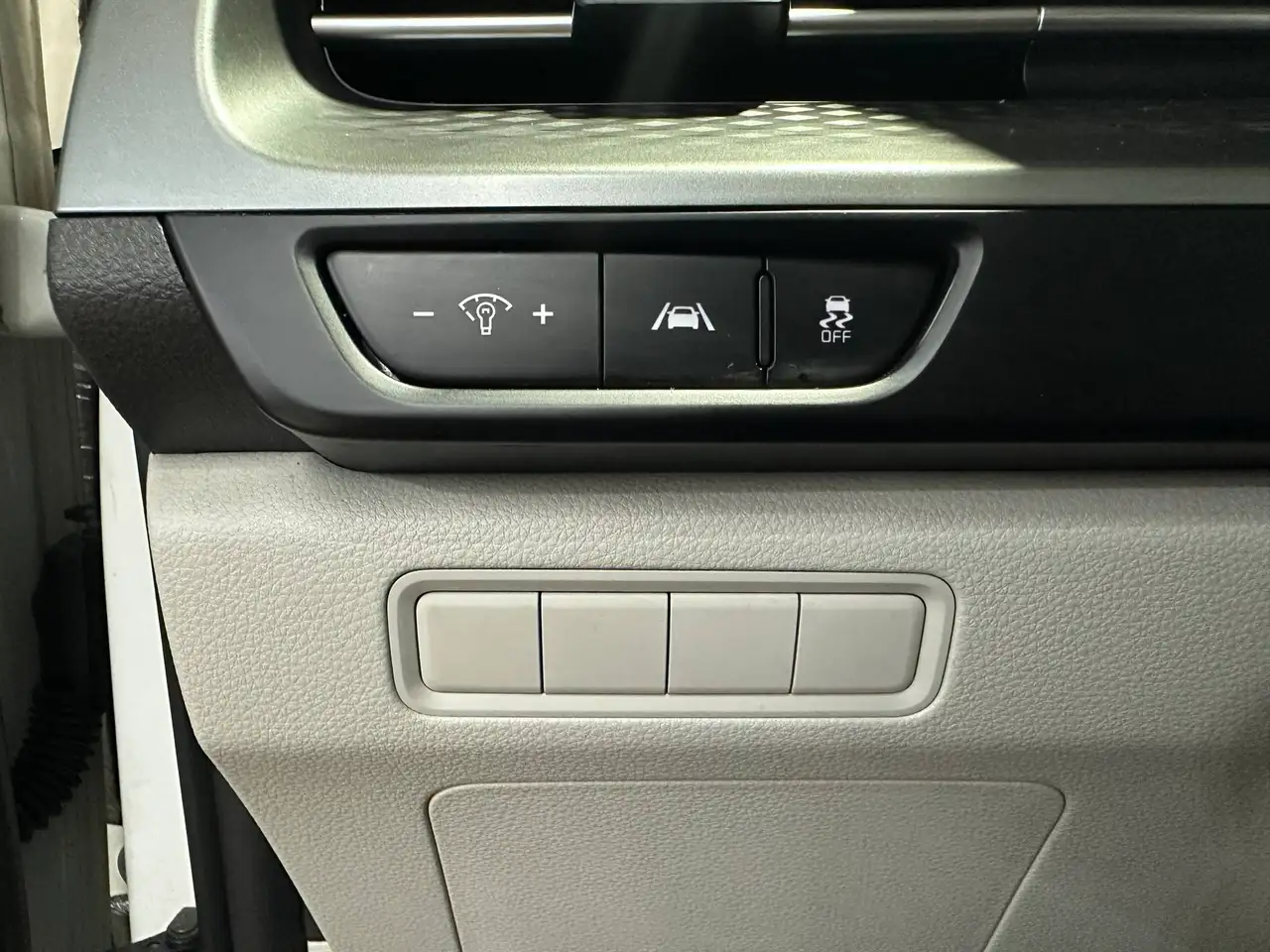 Kia Carnival photo Kia Carnival