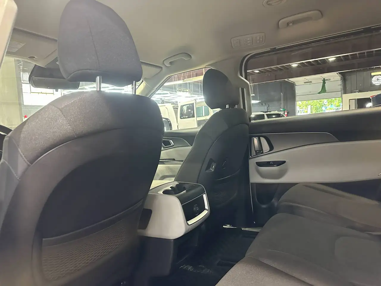 Kia Carnival photo Kia Carnival